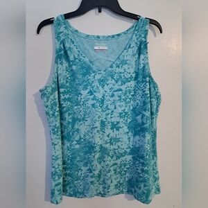 Women's Columbia v-neck tank top size XL